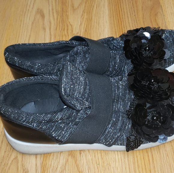 Madden girl black sparkly fashion tennis shoes - Picture 2 of 2